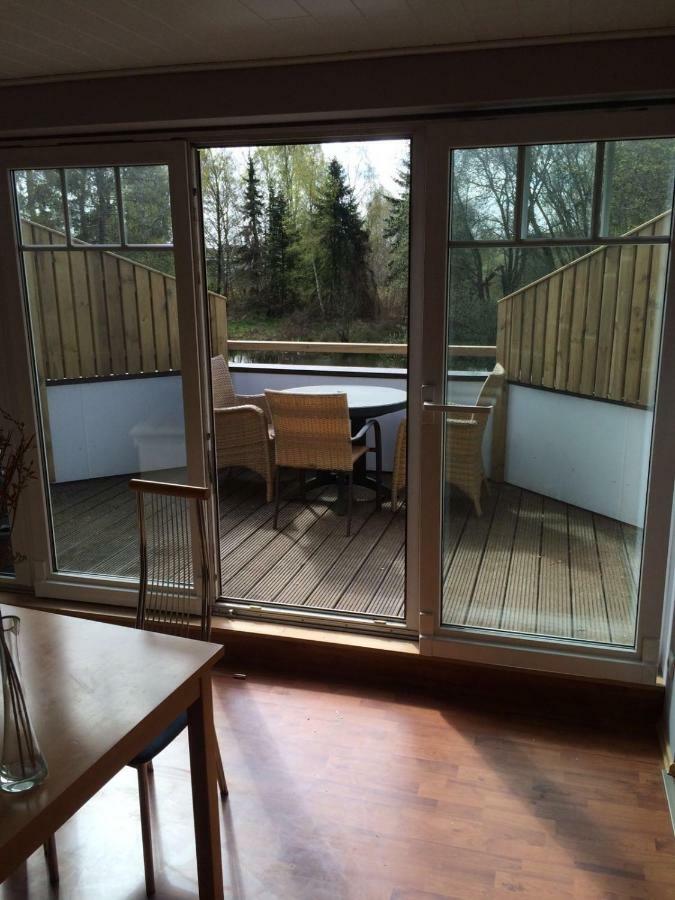 Moderne Maisonette-Wohnung Am Karpfenteich; Modern Apartment With View Of The Carp Pond Barmstedt Exterior foto